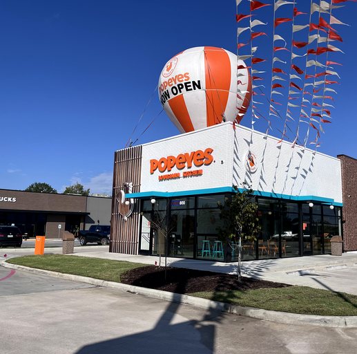 Completed Popeyes restaurant exterior in Dayton, Texas by Endeavor Build Group